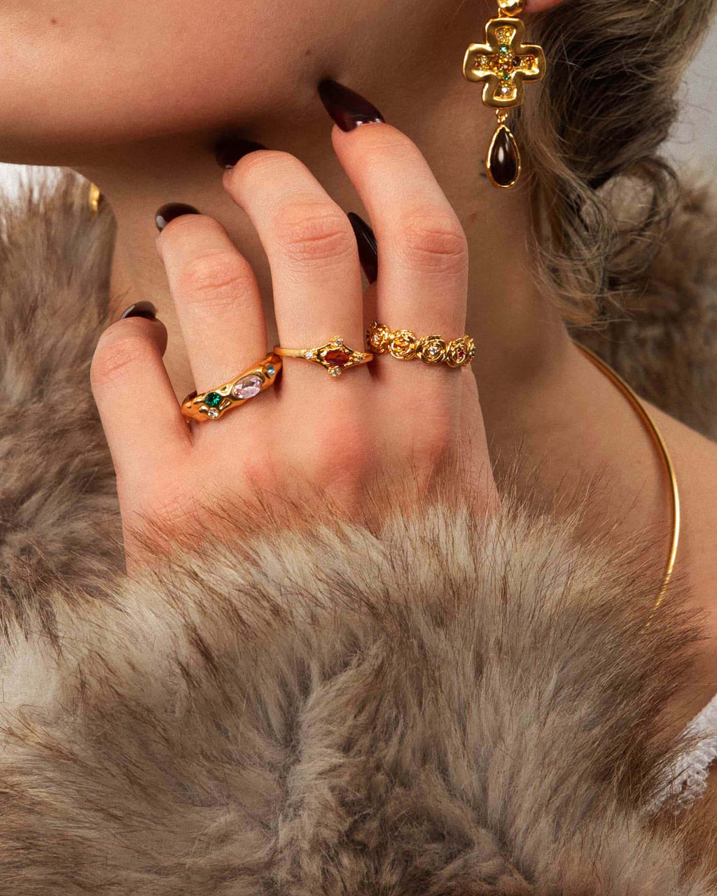 Juliet Garnet Ring